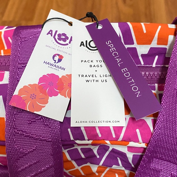 ❤️ Aloha Collection x Hawaiian Airlines Limited Edition Flight Bag Tote NWT - Picture 7 of 13